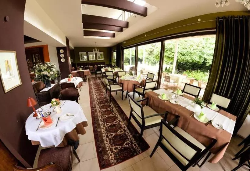 Lindenhof Hotel Tepe