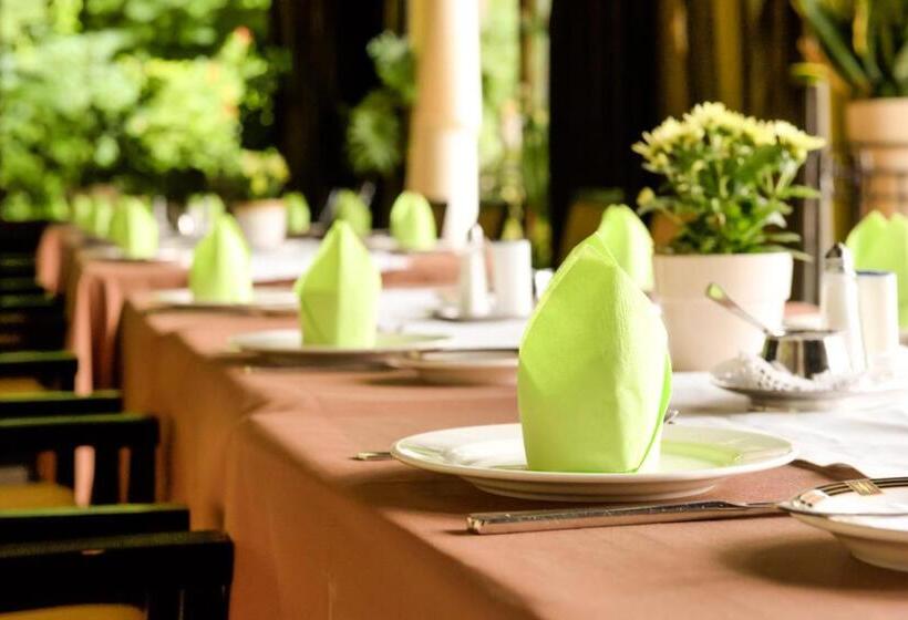 Lindenhof Hotel Tepe