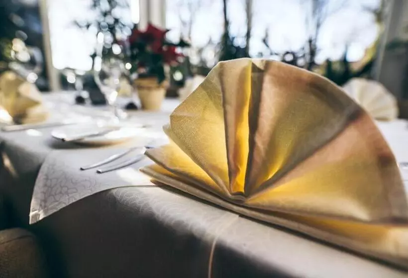 Lindenhof Hotel Tepe