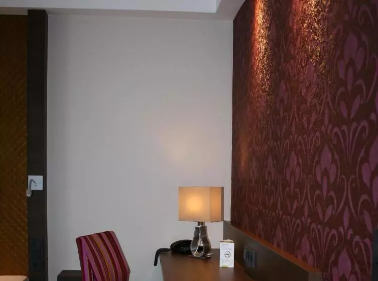 Мотель Parqéo Im A66