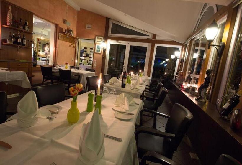 モーテル Parqéo Im A66