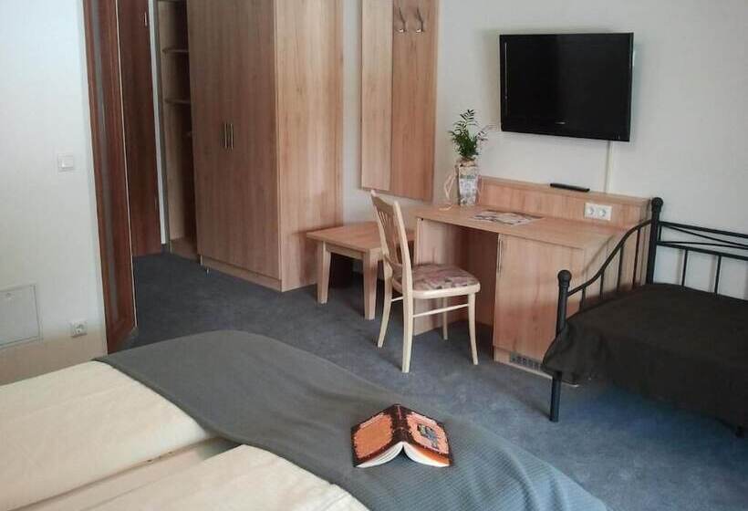 פנסיון Berghotel Mooshütte