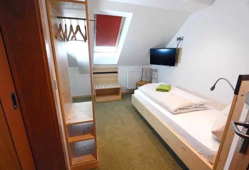 פנסיון Gasthof Sempt