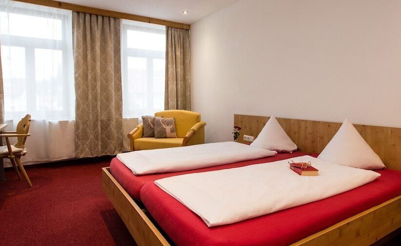 Pension Gasthof Zum Hirsch
