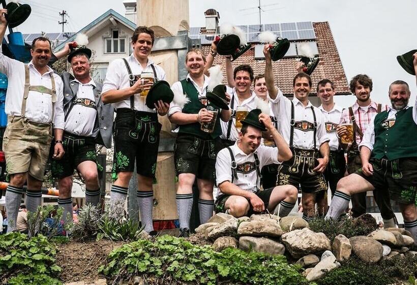 Pansiyon Gasthof Zum Hirsch