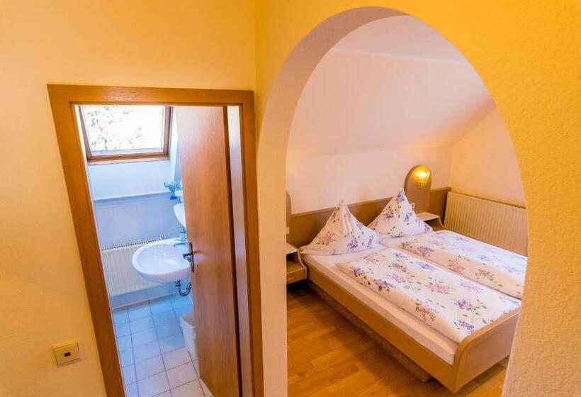 膳宿费 Gästehaus Sonne