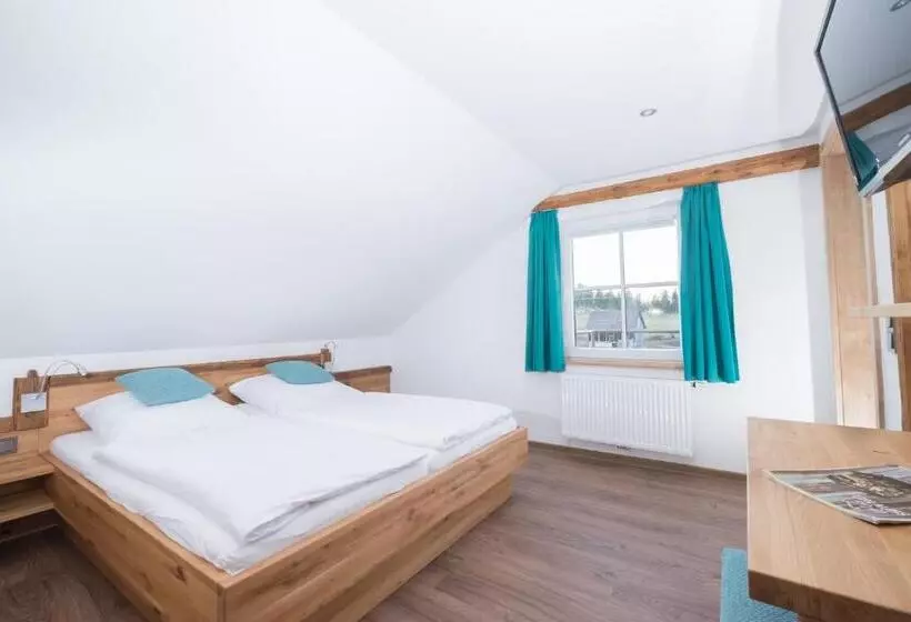 Пансион Höhengasthaus Kolmenhof An Der Donauquelle