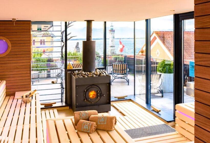 Yachthotel Helvetia Spa  Und Wellnessdomizil