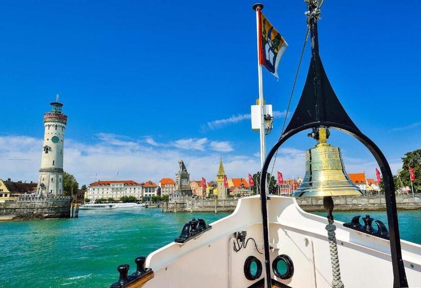 Yachthotel Helvetia Spa  Und Wellnessdomizil