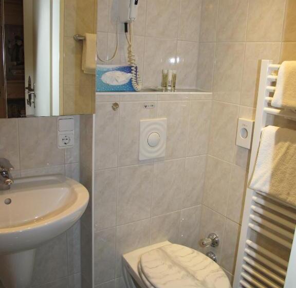 فندق Garni Almenrausch Und Edelweiss