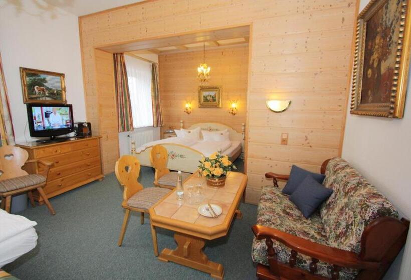 فندق Garni Almenrausch Und Edelweiss