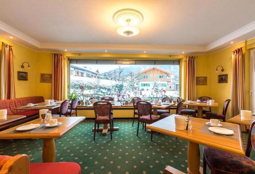 فندق Garni Almenrausch Und Edelweiss