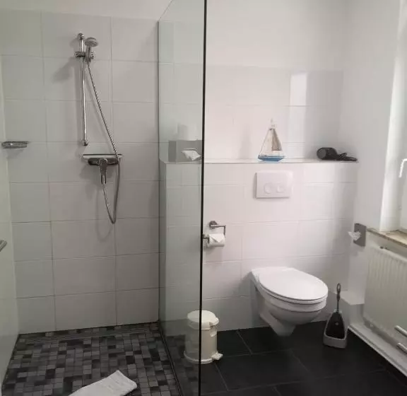 בית מלון כפרי Haus Strandburg