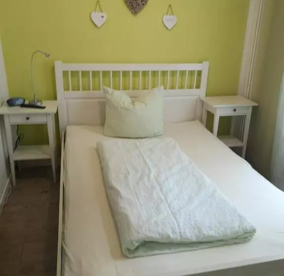 בית מלון כפרי Haus Strandburg