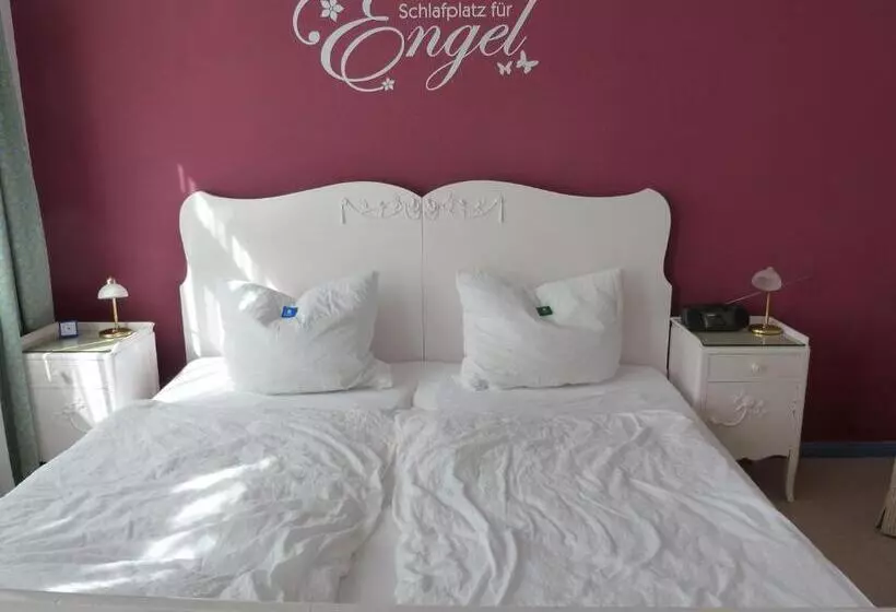 בית מלון כפרי Haus Strandburg