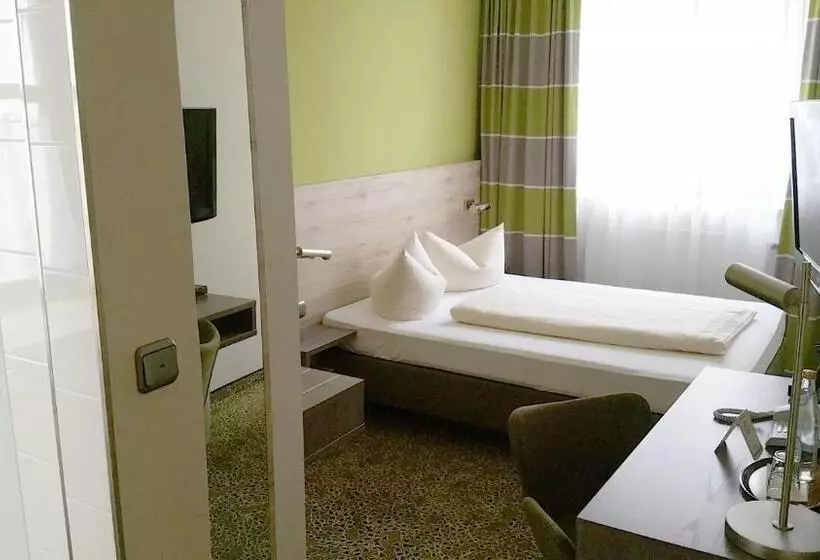 ホテル Mayerhofer