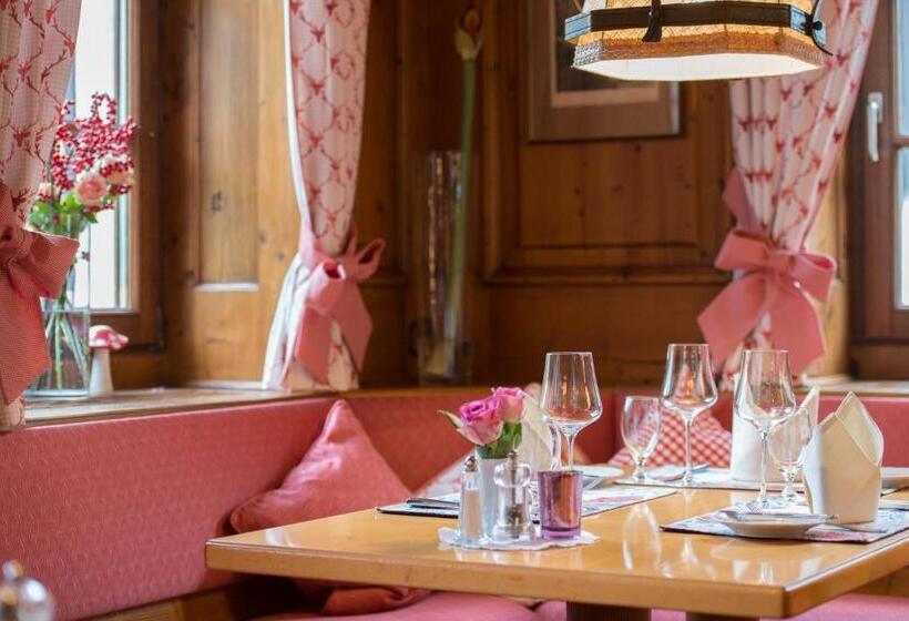 پانسیون Gasthaus Auerhahn