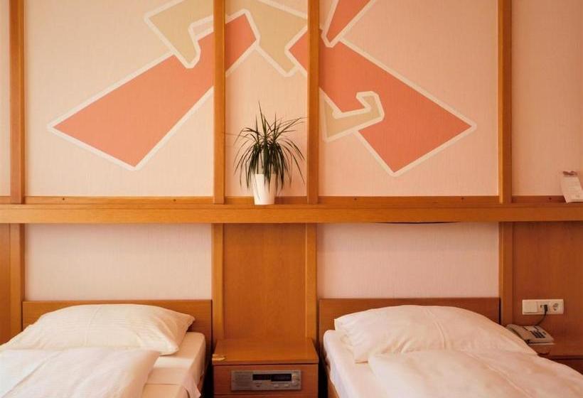 بنسيون Gasthof Land Grüner Baum