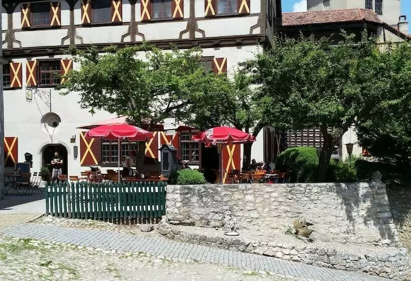 Отель Schloss Harburg