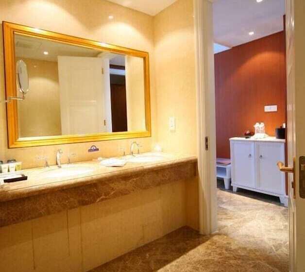 Days Hotel Zhonghui Changshu