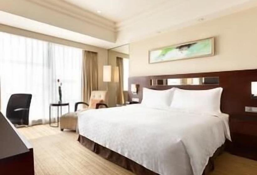 酒店 Ramada Plaza Lianyungang