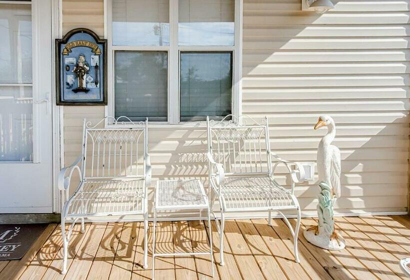 A Wave From It All Unit A