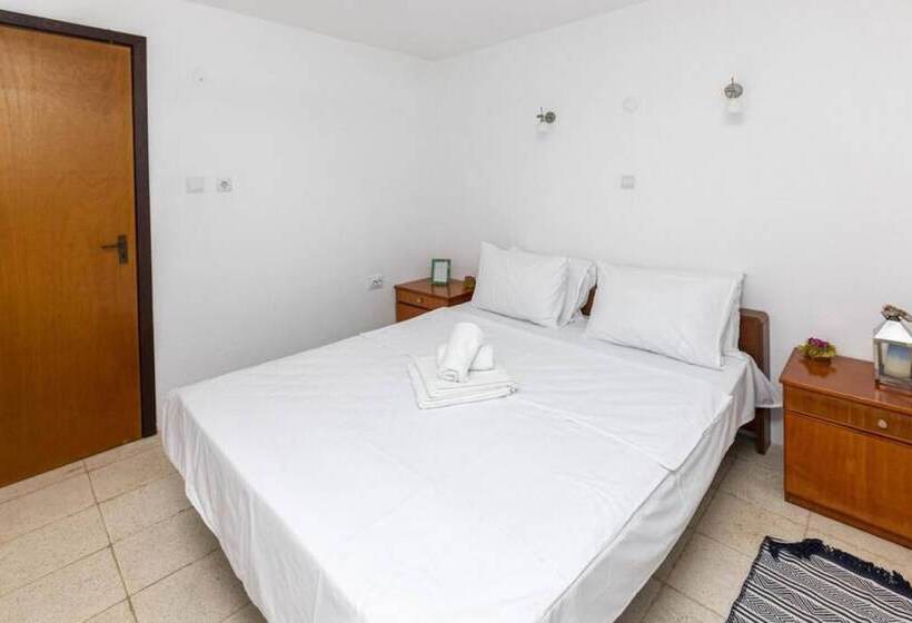 Lovely Triplex With Fantastic Sea View In Turkbuku