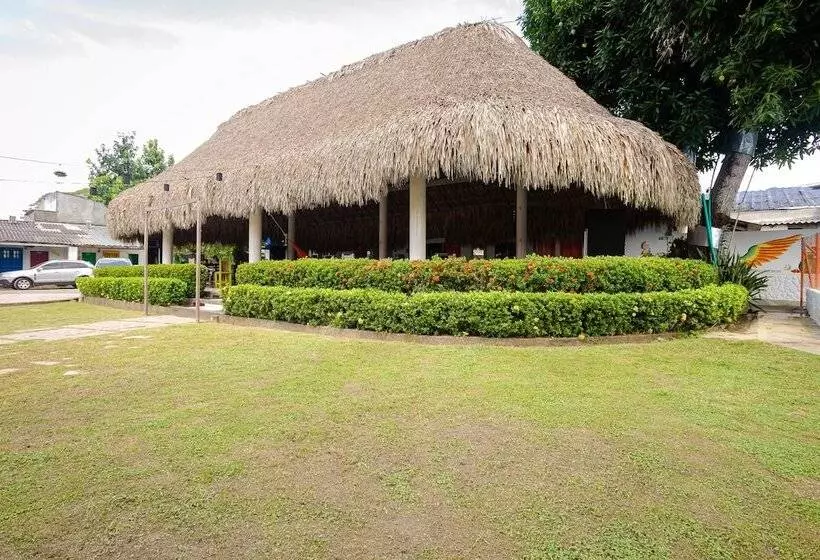 هتل Ayenda Villa Campestre Rio Sinu