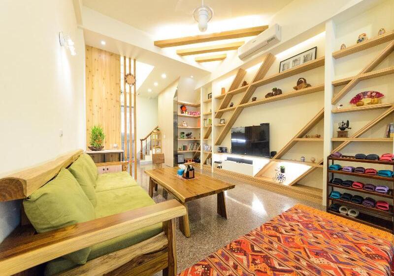 هتل Beautiful Dream Tainan Homestay