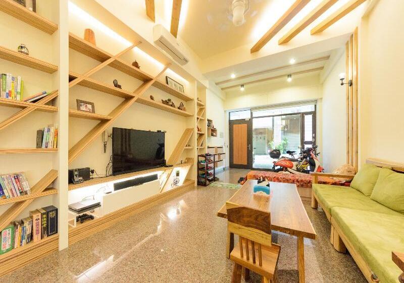 هتل Beautiful Dream Tainan Homestay