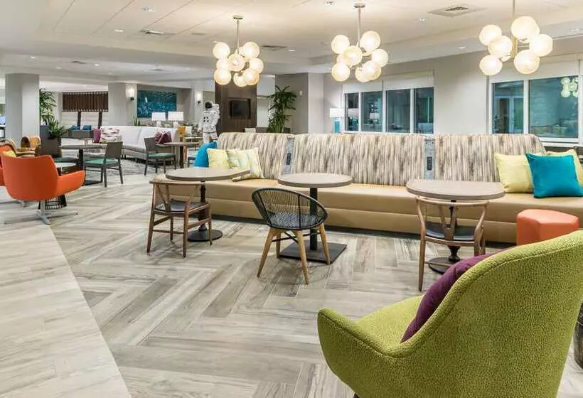 Hotelli Home2 Suites By Hilton Cape Canaveral Cruise Port, Fl