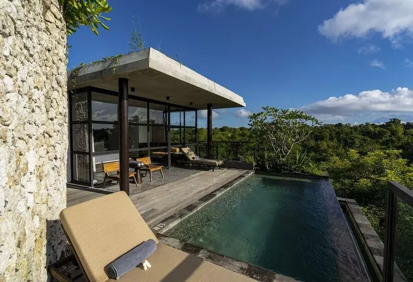 ホテル Maua Nusa Penida