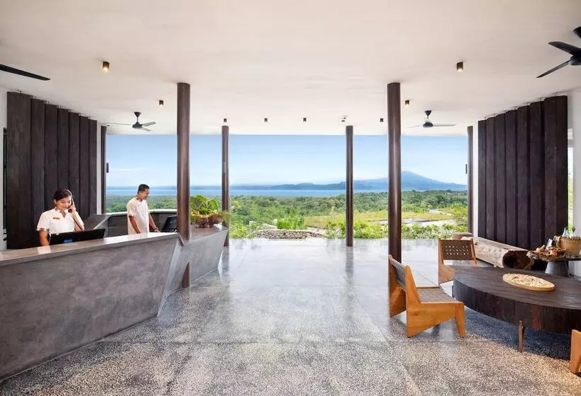 ホテル Maua Nusa Penida