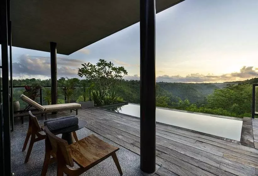 ホテル Maua Nusa Penida