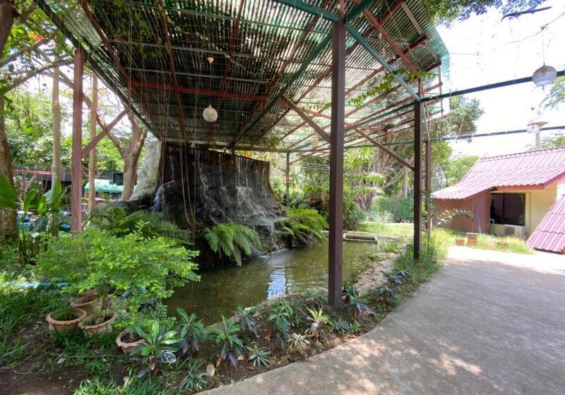 בית מלון כפרי Oyo 966 Boss Khaoyai