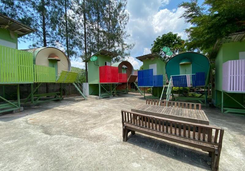 בית מלון כפרי Oyo 966 Boss Khaoyai