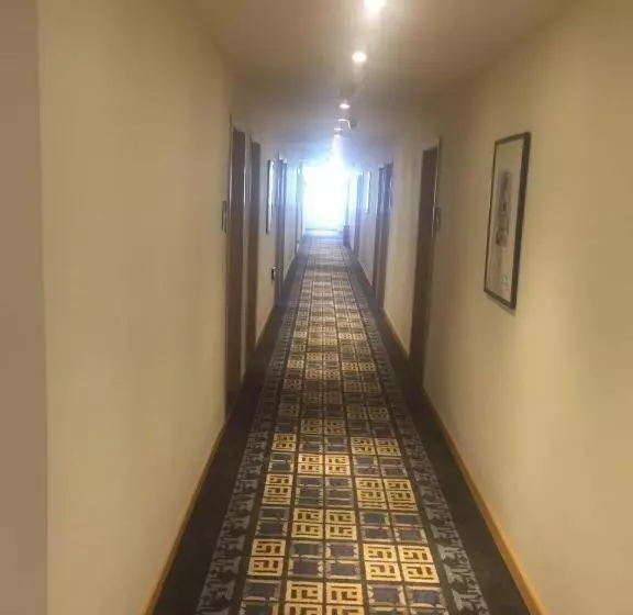 Pai Hotel Xichang Hangtian Avenue Jixiang Road