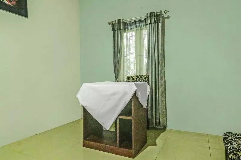 هتل Papi Inn Guesthouse By Oyo Rooms