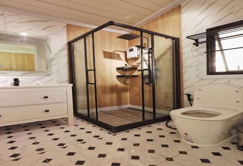 فندق Rere Residence Syariah By Oyo Rooms