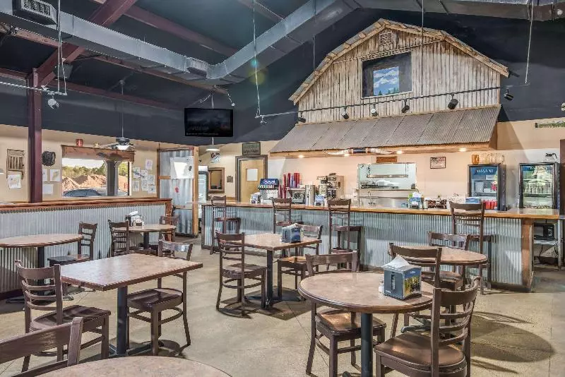 ホテル Rodeway Inn