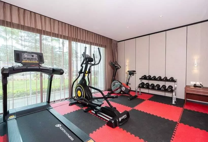 Hotelli Royal Yao Yai Island Beach Resort