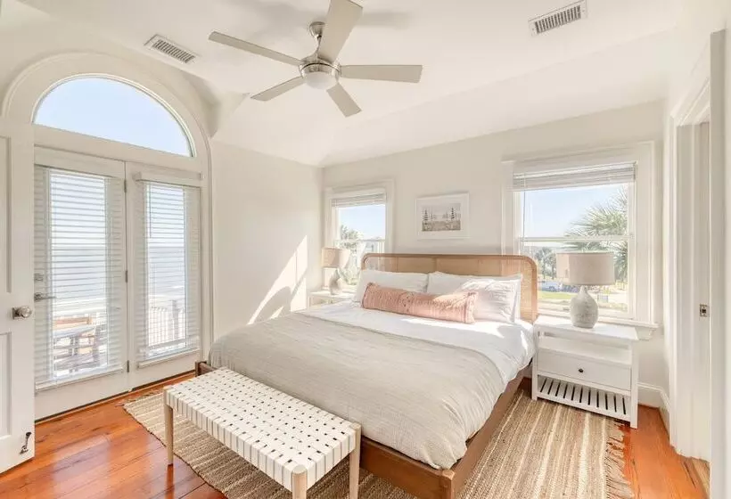 Haven By Avantstay Luxury Beachfront Home W Pool Gorgeous Patios