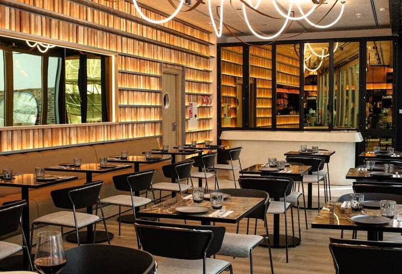 Akeah Hotel Gran Vía