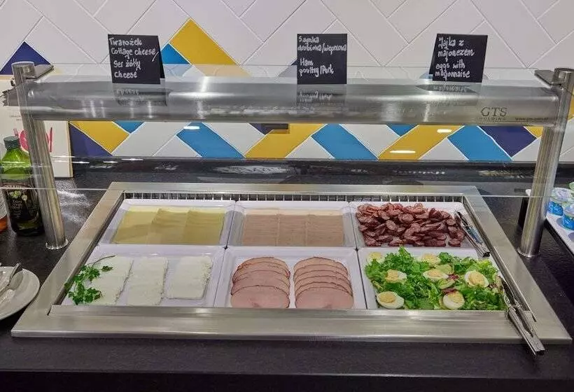 Hotelli Hampton By Hilton Poznań Swarzędz