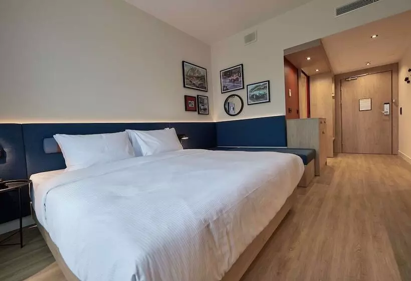 Hotelli Hampton By Hilton Poznań Swarzędz