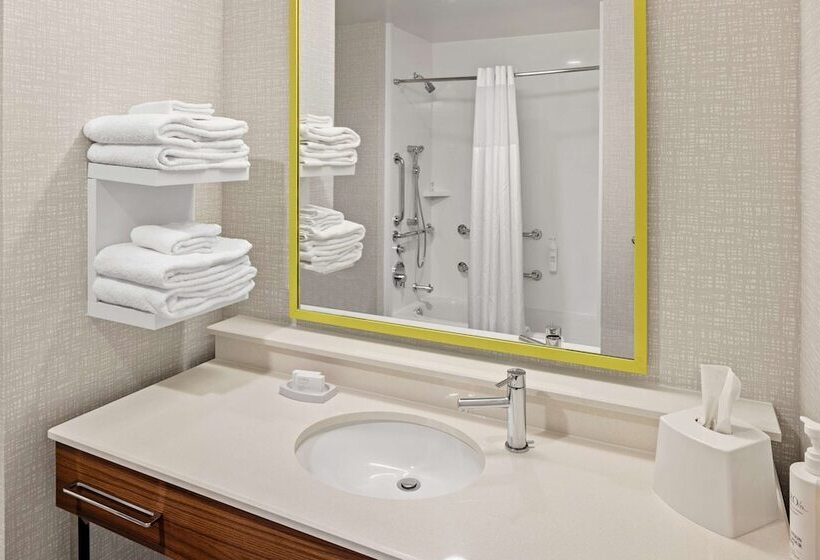 فندق Hampton Inn & Suites Cincinnati West