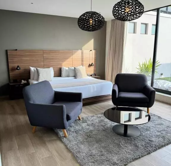 Ilo Rojo Hotel Boutique