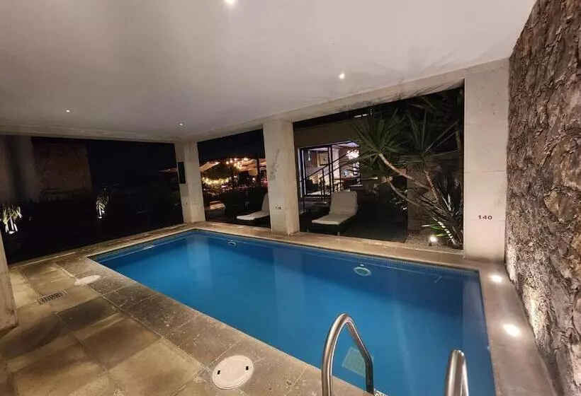 Ilo Rojo Hotel Boutique
