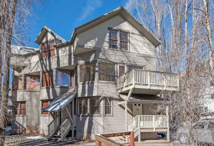 Plunge A By Avantstay Stunning Views & A Block From Lift #7