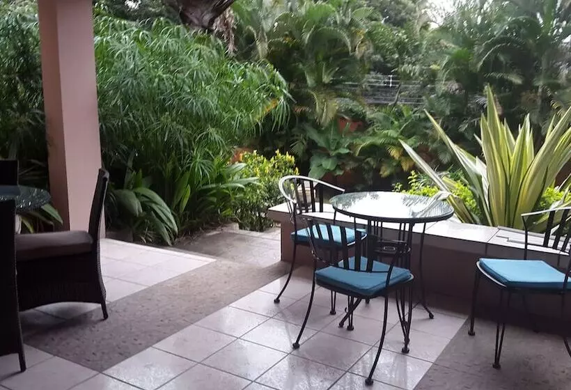 هتل Dream House Escazu